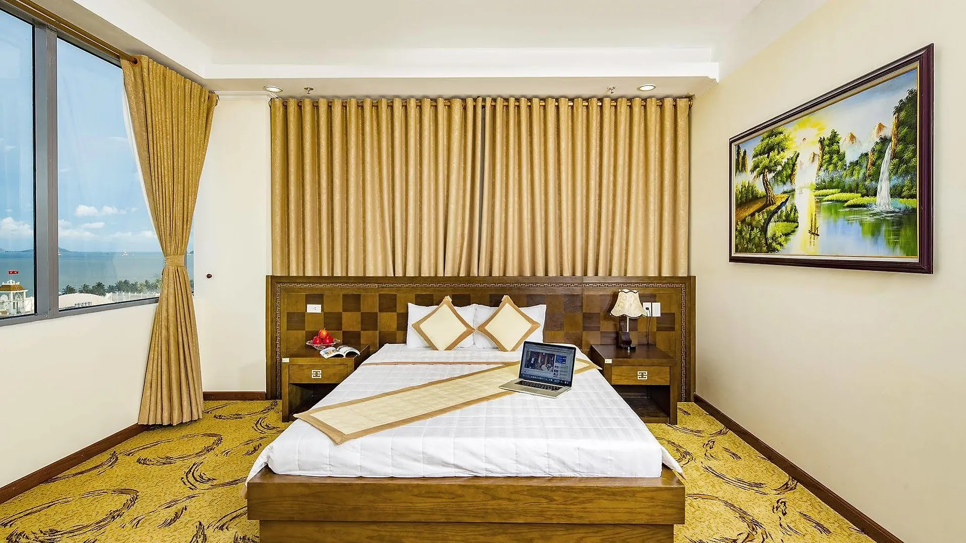 Central Hotel Nha Trang